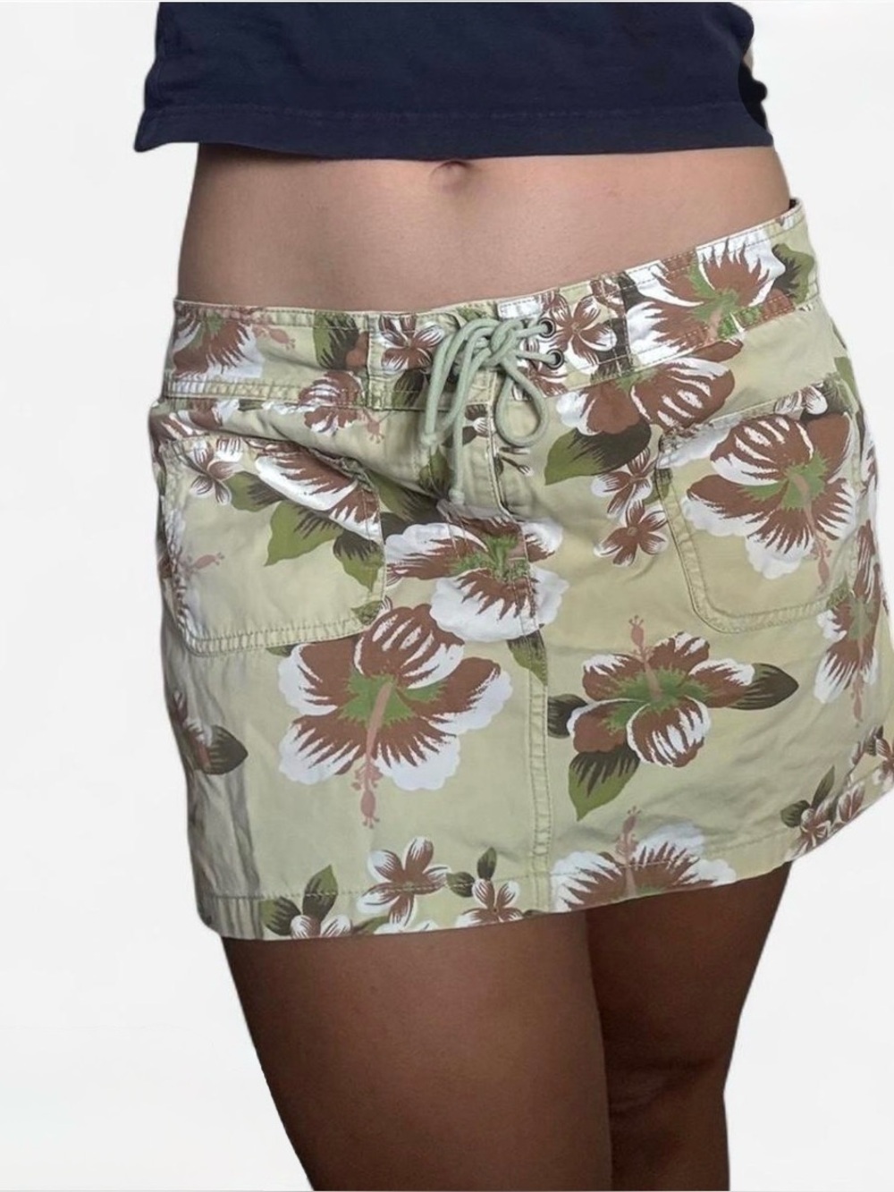 Old Navy Floral Print Mini Skort Light Green and Brown Size 12